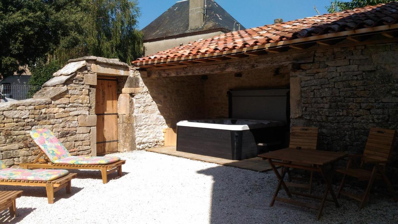 Apartament Le Logis Du Foirail Saint-Projet  Zewnętrze zdjęcie
